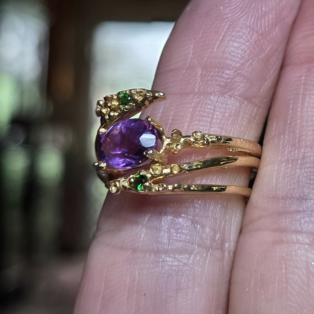 Amethyst cushion cut 5k & chrome diopside sterling & gold ring sz6.5 - Picture 5 of 8